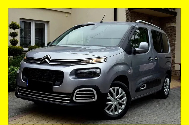 samochody osobowe Citroen Berlingo cena 39700 przebieg: 229000, rok produkcji 2019 z Kielce